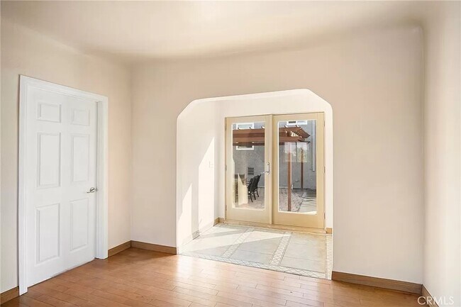 Foto del edificio - 625 Brittania St