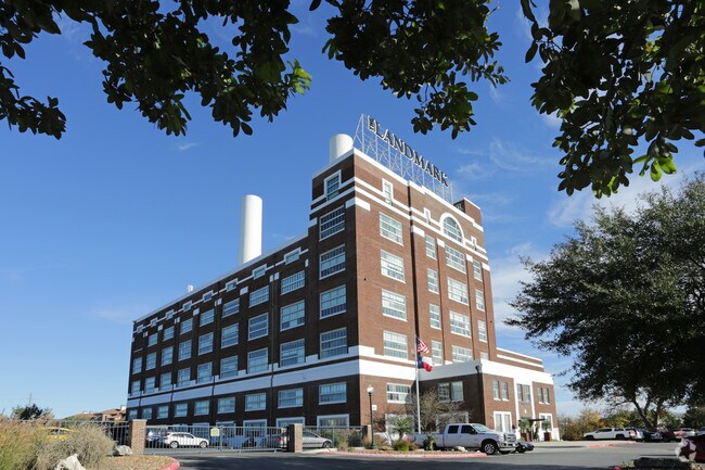 Landmark Apartment Homes Apartments New Braunfels, TX