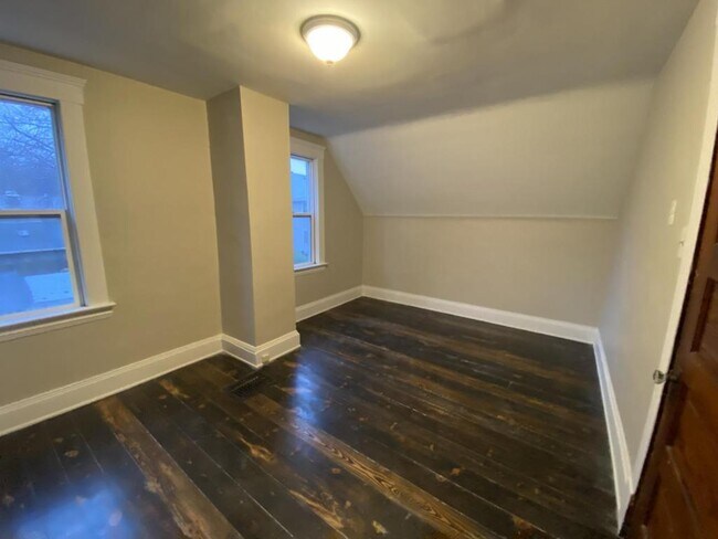 Building Photo - 3517 West 32nd Street