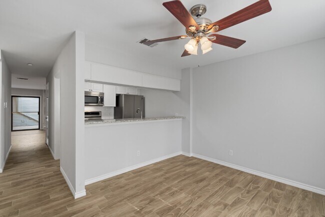 Foto del edificio - 3326 Foster Ln