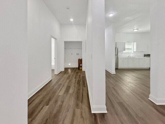 Foto del edificio - 4030 N Miro St