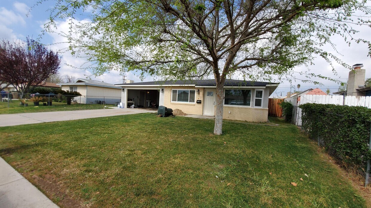 1412 Hub Ave Bakersfield Ca 93304 House For Rent In Bakersfield Ca Apartments Com