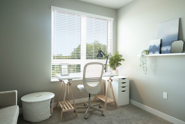 Interior Photo - HUB13
