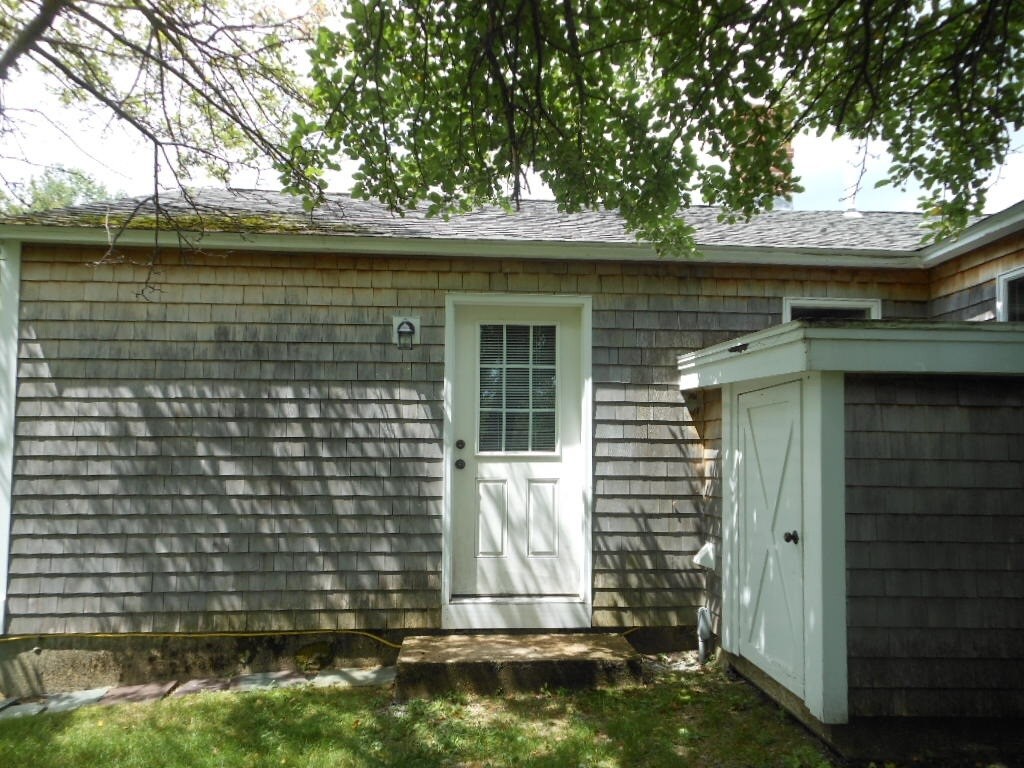 Primary Photo - 16 Spofford Gap Ln