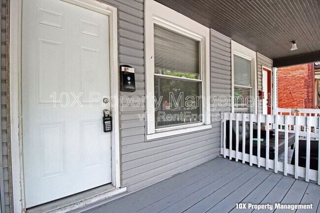 Building Photo - 1129 McAllister Ave