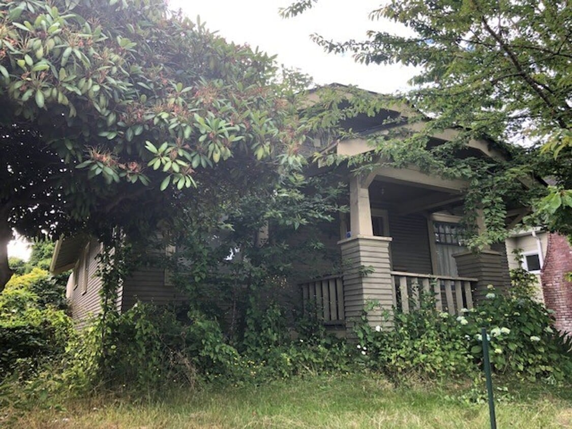 Building Photo - 3 Bed 2 Bath Close to WWU!!