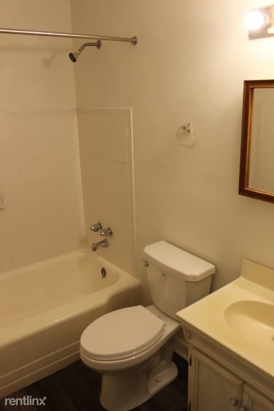 Building Photo - 2 br, 1 bath Condo - 2652 Bayard St B Unit B