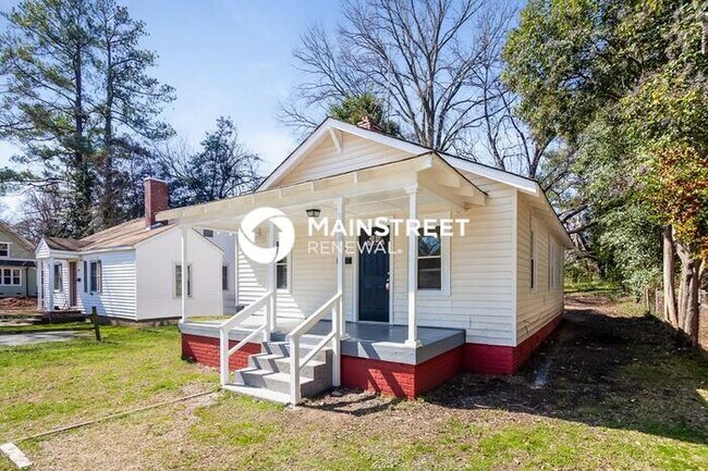 Foto del edificio - 3 Bedroom Pet-Friendly Home in Charlotte, NC with Main Street Renewal