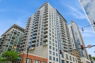 Building Photo - 1305 S Michigan Ave