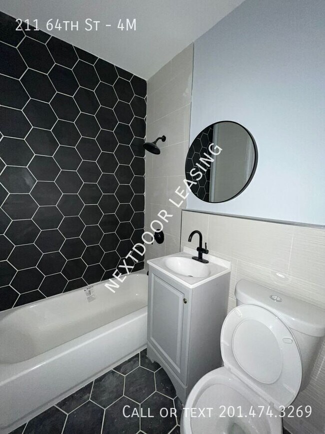 Foto del edificio - 211 64th St