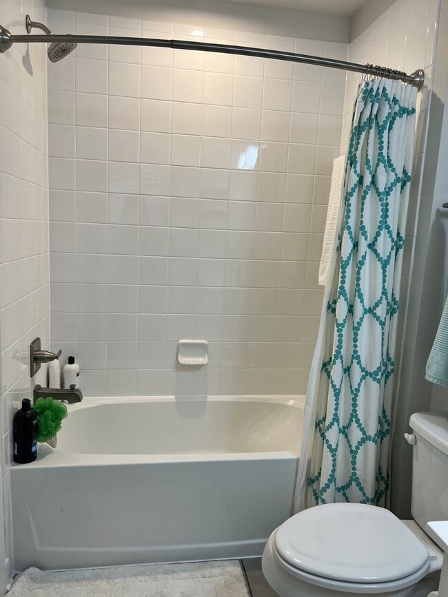 Foto del edificio - Beautiful 3 BR / 3.5 BA Townhome in Avondale Ridge!