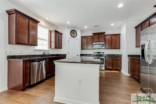 Foto del edificio - 132 Winslow Cir