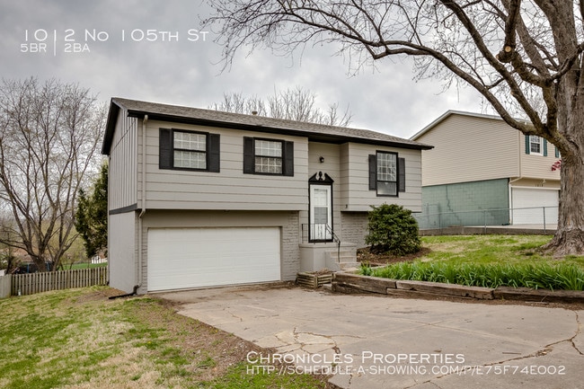 Building Photo - 1012 N 105th St