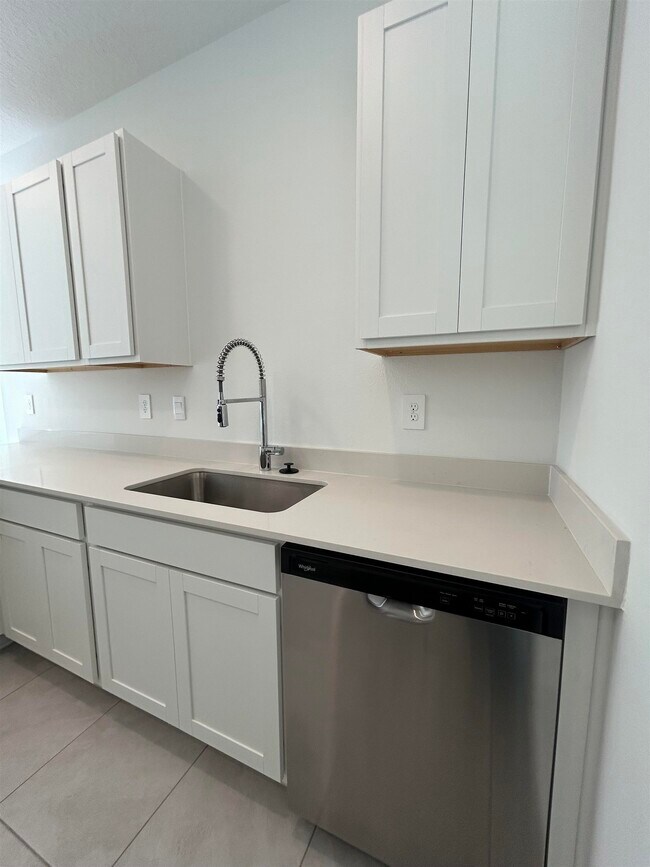Building Photo - 20 Palmetto Rdg Rd