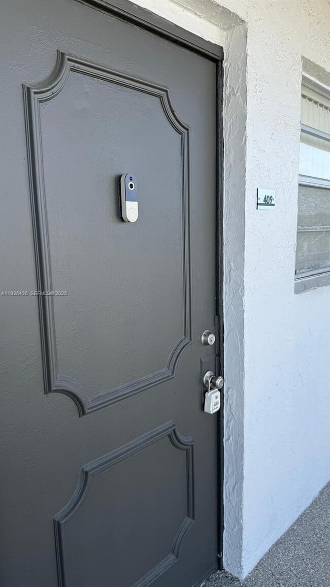 Foto del edificio - 14155 SW 87th St