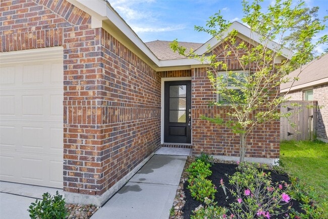 Building Photo - 1935 Barrett Gables Dr