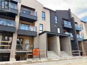 Building Photo - 99 REVERIE Wy
