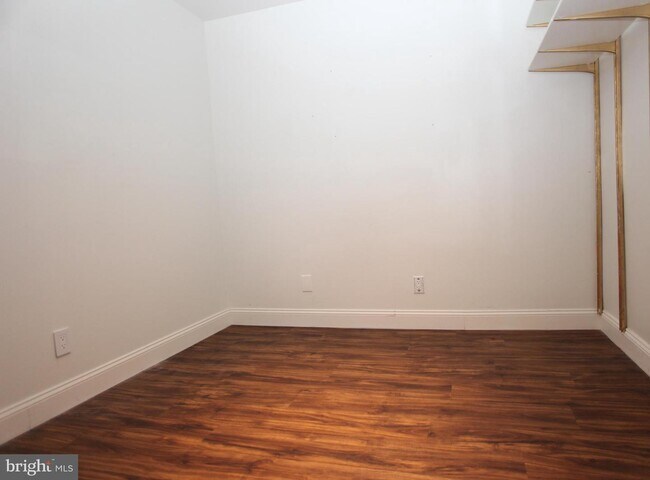Foto del edificio - 1001 26th St NW