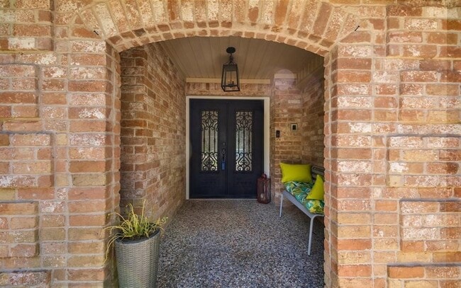 Building Photo - 5411 Graystone Ln