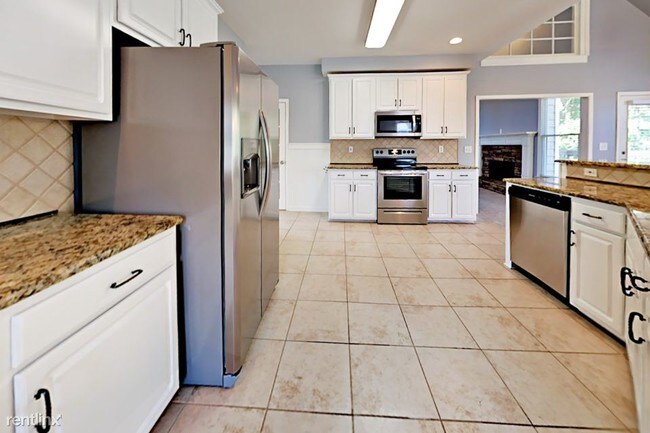Building Photo - 5542 Clipper Bay Dr