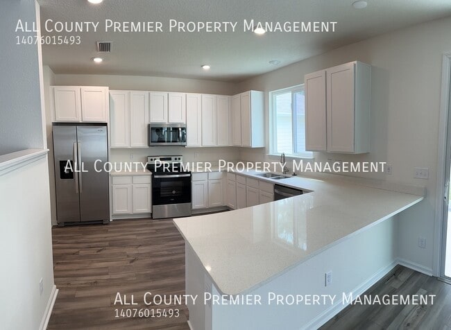 Building Photo - 2919 Lucille Ln