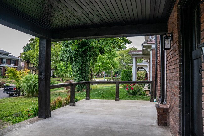 Foto del edificio - 1247 11th St NW