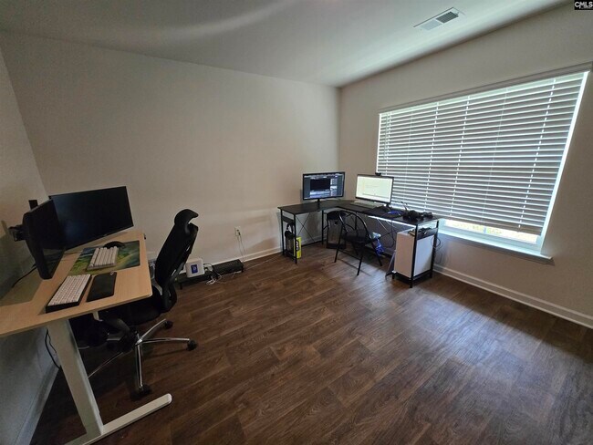Foto del edificio - 116 Woodmere Dr
