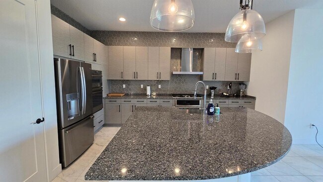 Foto del edificio - 8489 Apple Falls Ln