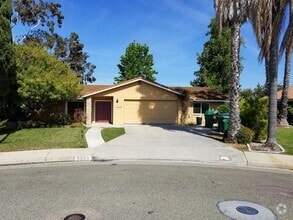 Building Photo - 3028 Delfina Pl