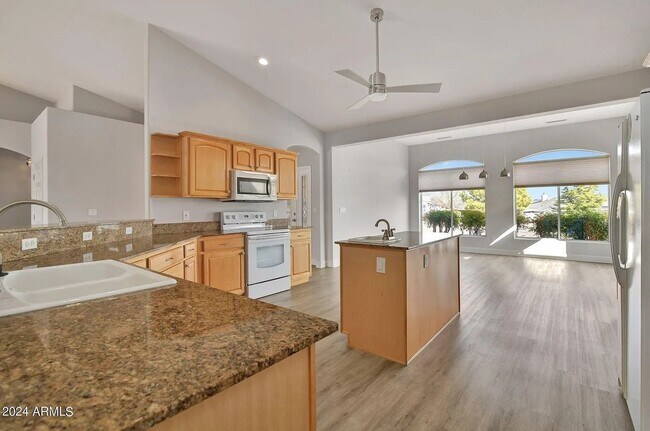 Foto del edificio - Spacious 3BR/2BTH House in Prescott Valley