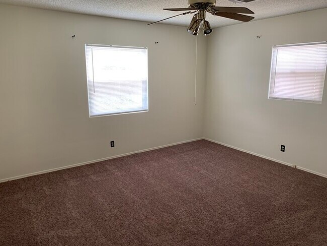Building Photo - 2 Bedroom Home for rent in Yucaipa