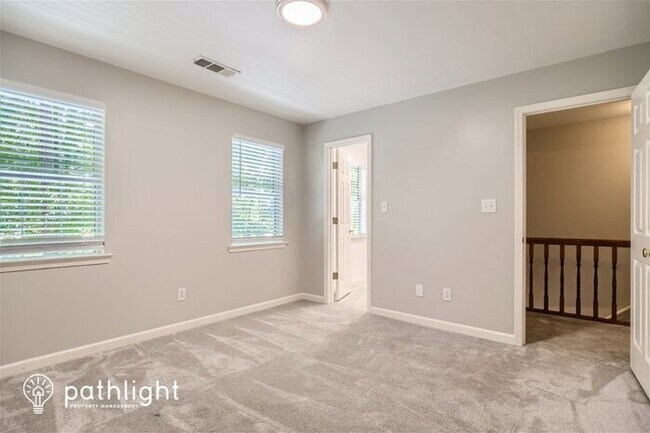 Foto del edificio - 145 Eulaya Court, Stockbridge, GA, 30281