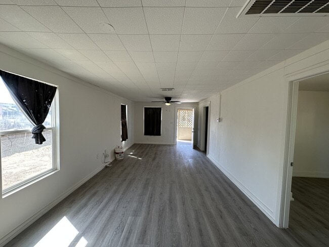 Building Photo - 410 Decatur St
