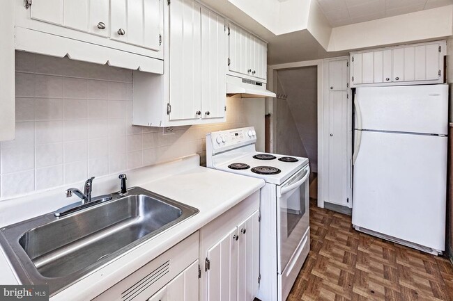 Foto del edificio - 3312 W 13th St