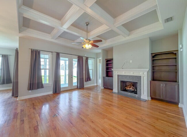 Foto del edificio - 2508 Goldenrod Wy
