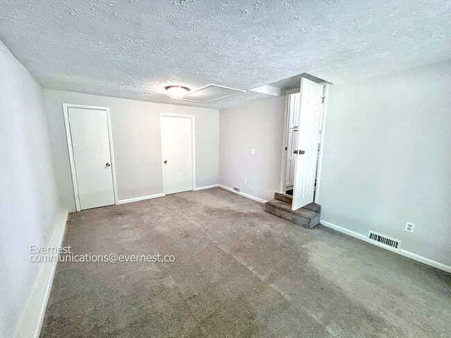 Building Photo - 403 Nokes Ct