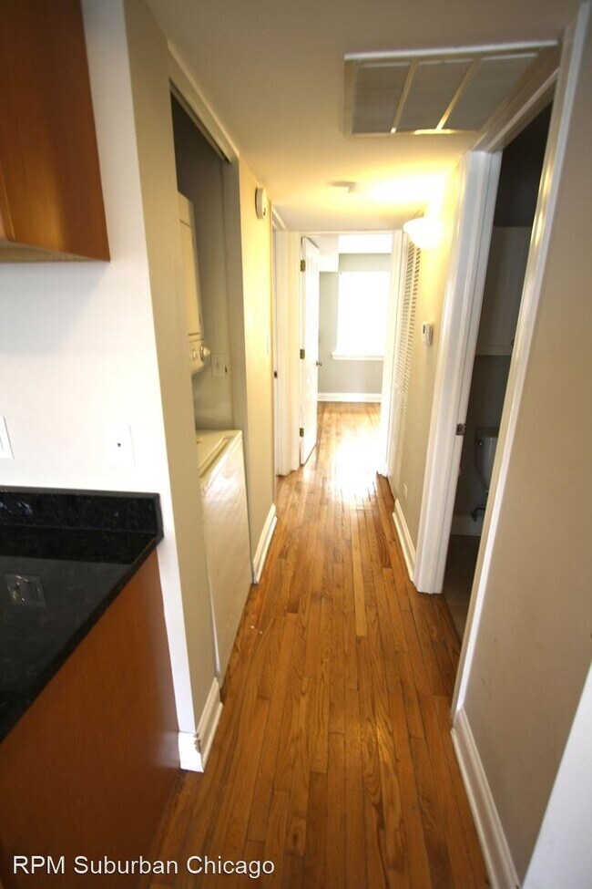 Foto del edificio - 2 br, 2 bath House - 1343 W Winona St. Uni...