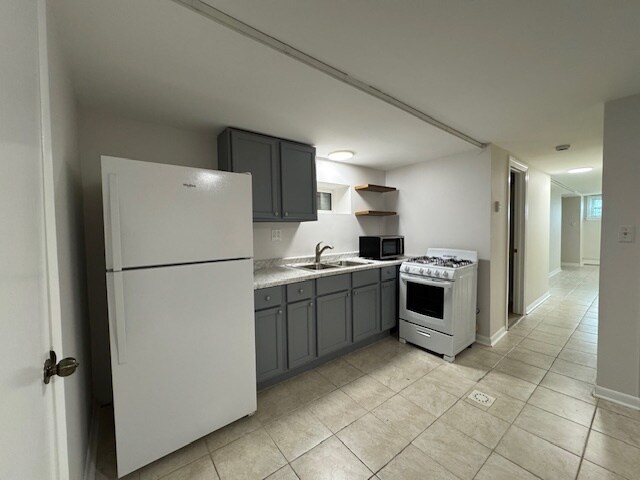 Foto del edificio - 8006 W Addison St