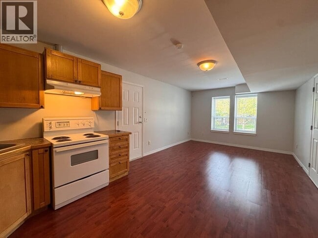 Building Photo - 23788 Kanaka Wy