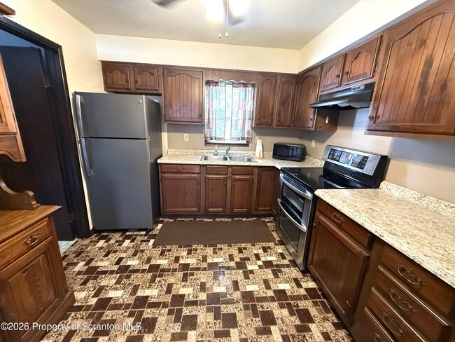 Building Photo - 15 Glenn Ave