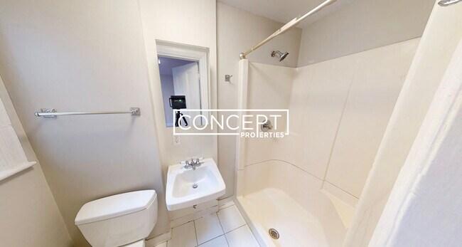 Foto del edificio - 63A Dana St. Unit 8B