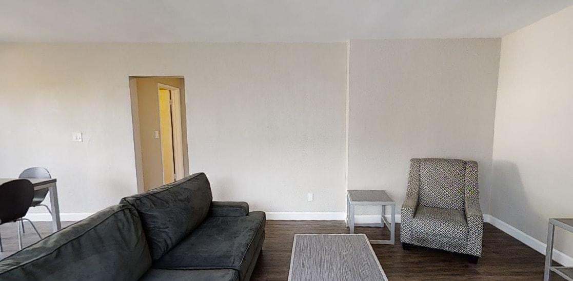 Photo - The Hive On Ellendale USC Student Housing Apartments