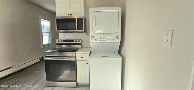 Foto del edificio - 315 Aswell Ct