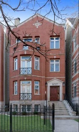 Primary Photo - 861 W Wrightwood Ave