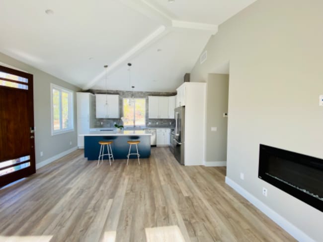 Building Photo - 3237 Lone Hill Ln