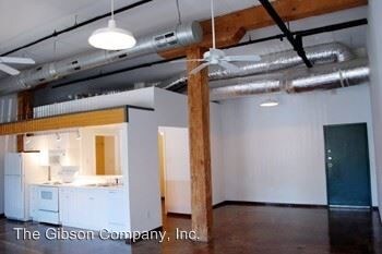Building Photo - 4140 Commerce St