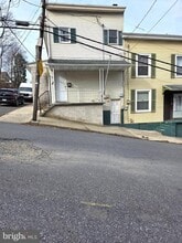 Building Photo - 17 S Jackson St
