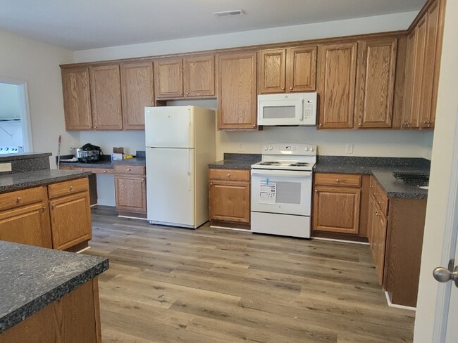 Building Photo - 917 Arrow Wood Ct