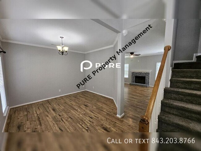Foto del edificio - 223 Candleberry Cir