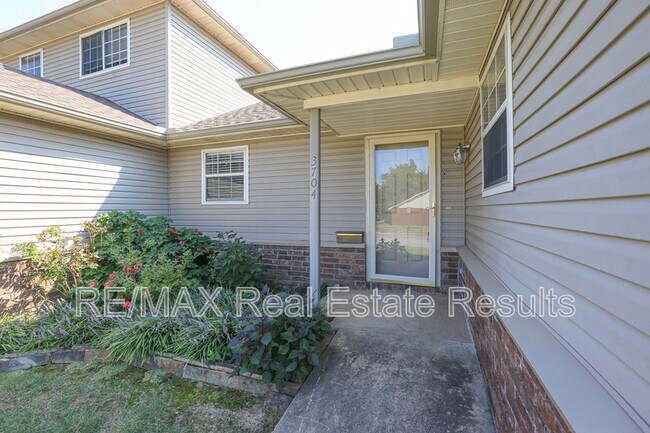 Foto del edificio - 3704 W Cedar St